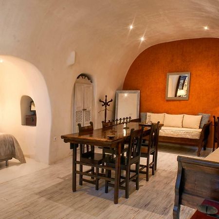Aparthotel Heliophos Boutique Caves Ia Exterior foto