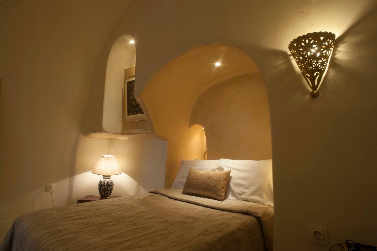 Aparthotel Heliophos Boutique Caves Ia Exterior foto